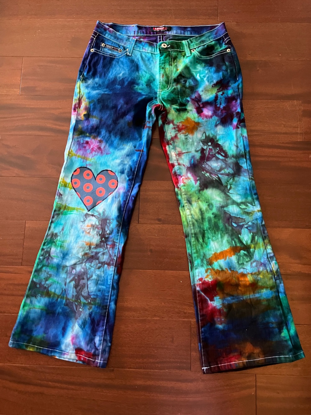 Ice dyed denim jeans PHISH Fishman donuts heart patchwork festival tour ⭕️💙♻️🌟